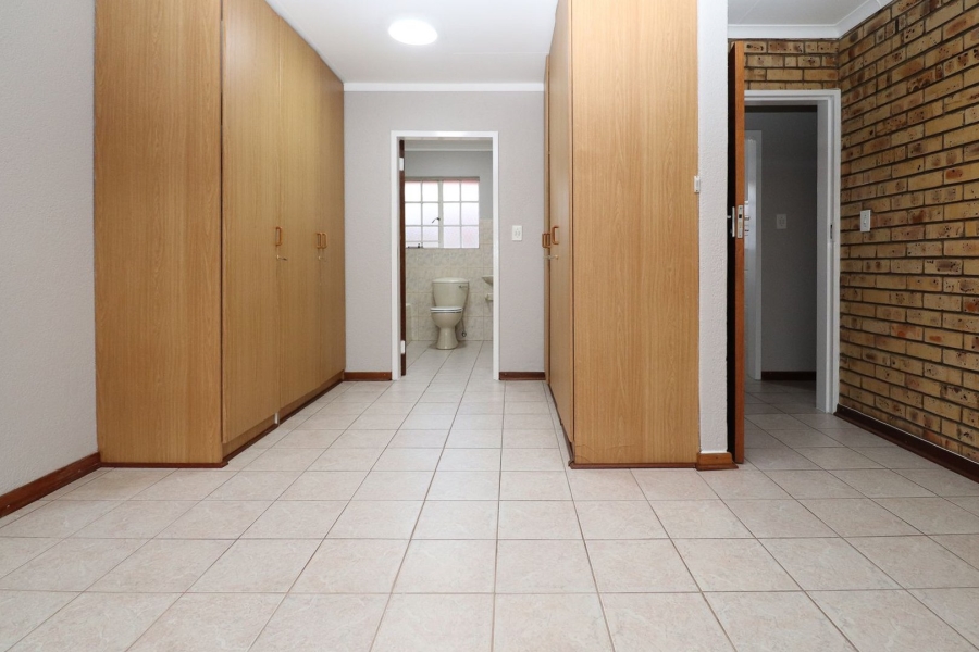 2 Bedroom Property for Sale in Flimieda North West